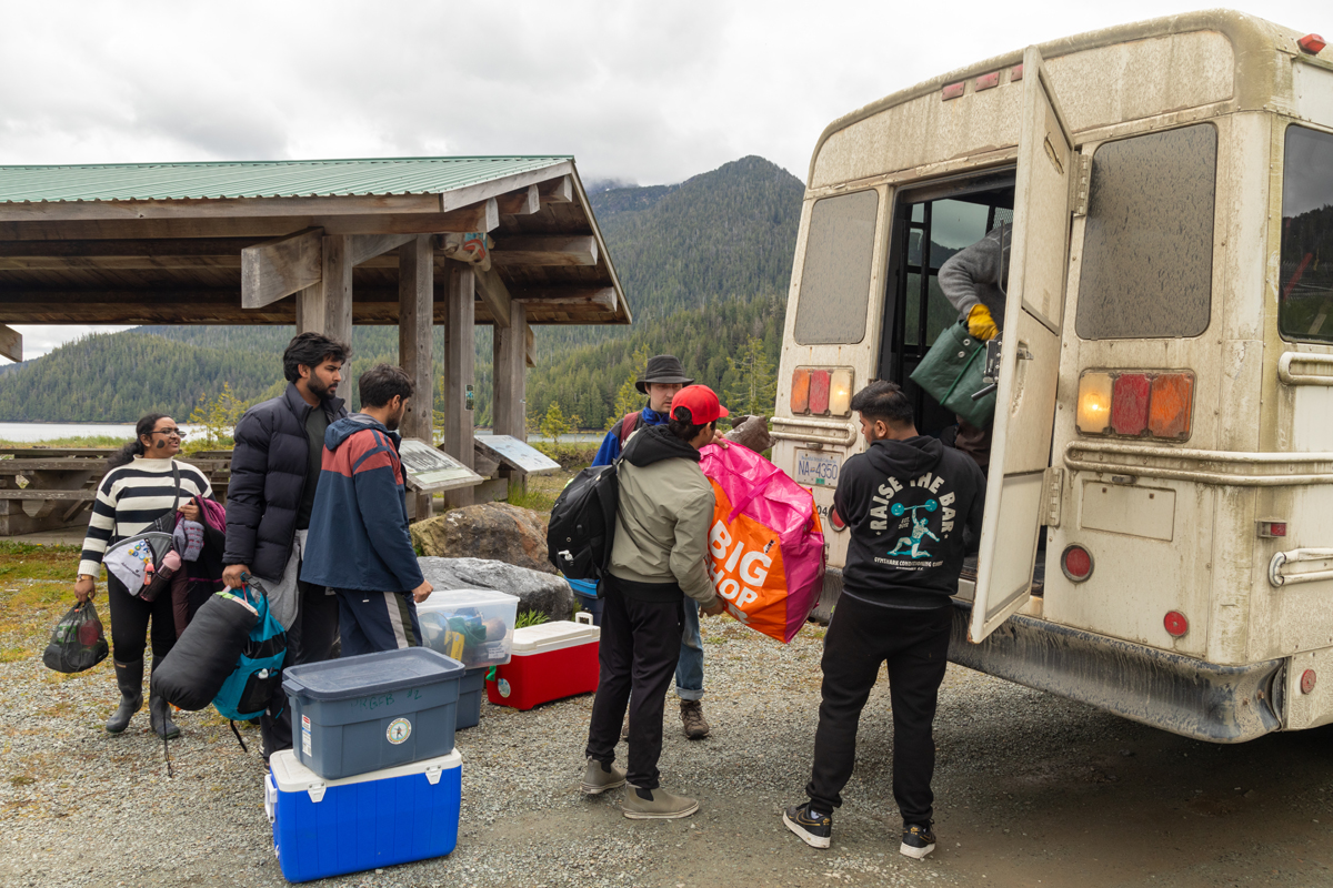 Loading up the bus.