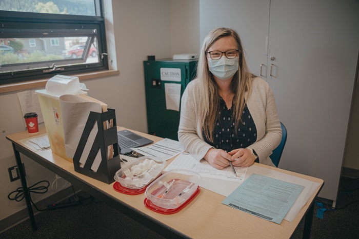 Smithers-VaccinationClininc-June2021-NataliaBalcerzak-2 Smithers-VaccinationClininc-June2021-NataliaBalcerzak-2